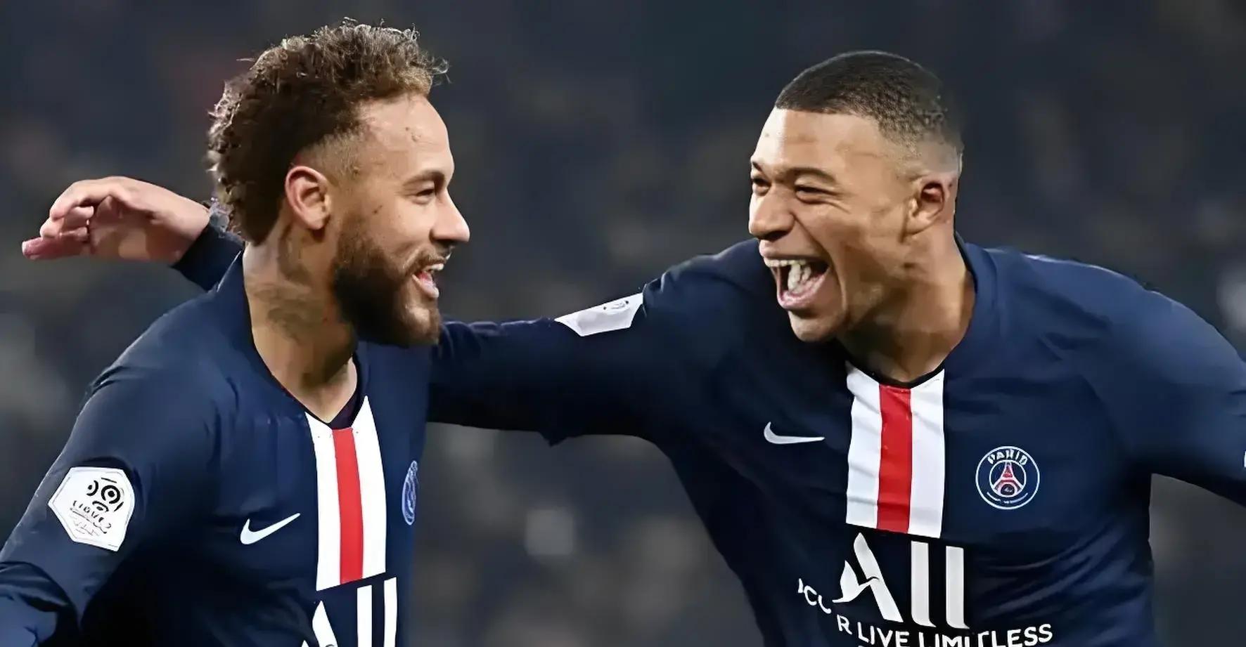 爱游戏体育包含姆巴佩爆冷击败加拿大队，回归赛场引爆全场！的词条