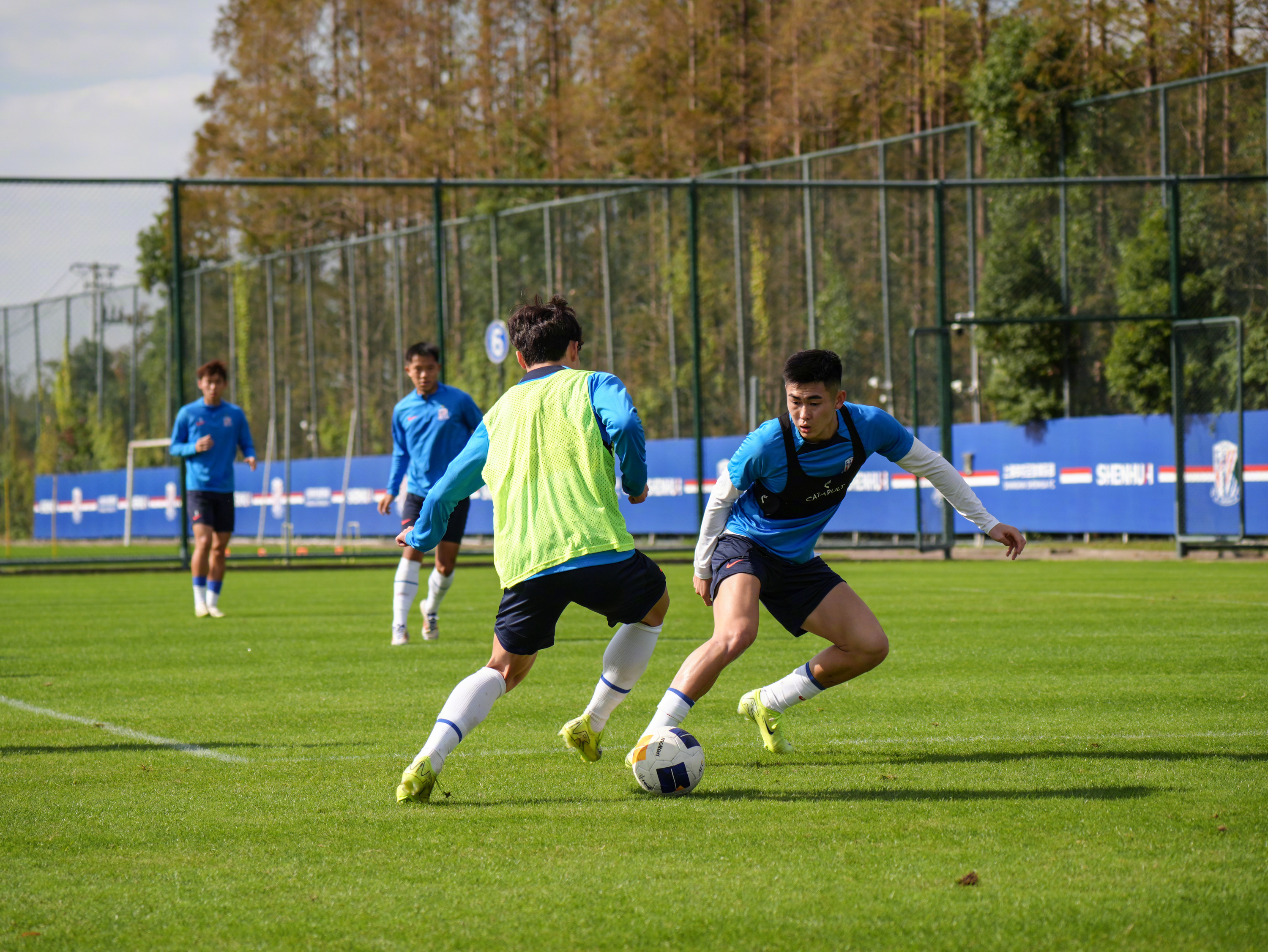 爱游戏体育加时末段比利亚雷亚尔远射贴柱——欧冠节点到来，管理层满意，更衣室氛围转暖的简单介绍